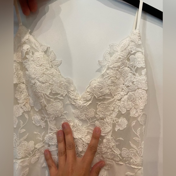 Lovely bride Emmy Mae wedding dress - Picture 8 of 11